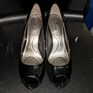 Bandolino Black Heels